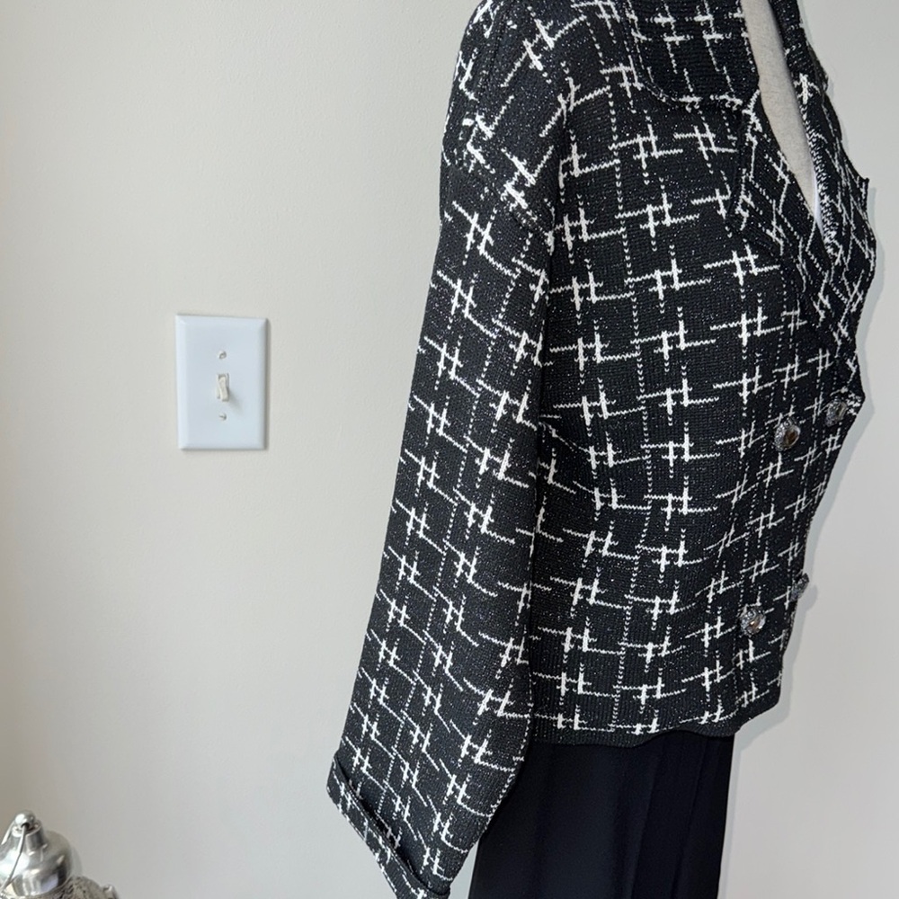 Zara Black and White Geometric Blazer - Picture 4 of 4